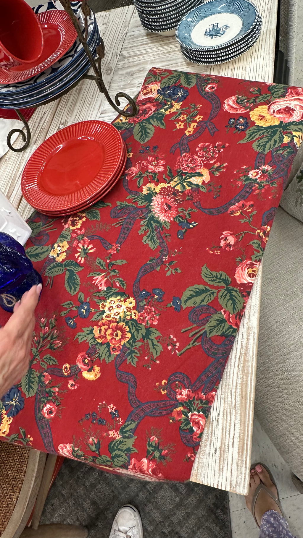Burgundy Floral Oblong Tablecloth