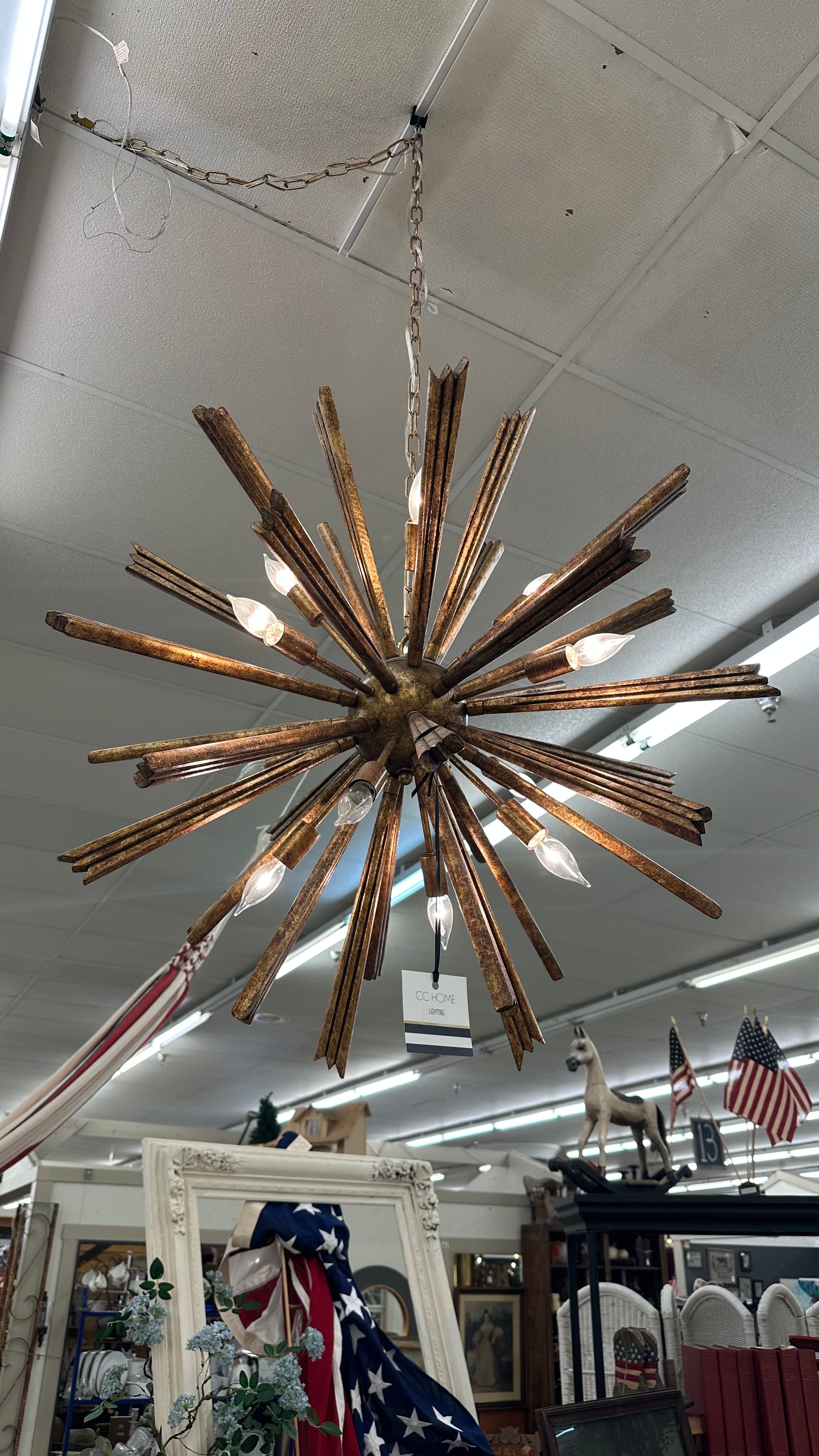 Starburst Chandelier 33x33